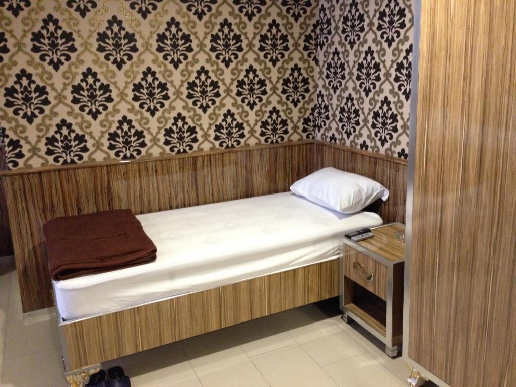 Istiklal Hotel Sanliurfa Bagian luar foto