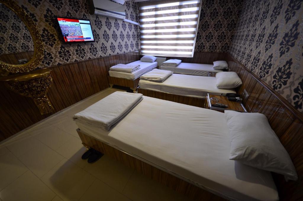 Istiklal Hotel Sanliurfa Bagian luar foto