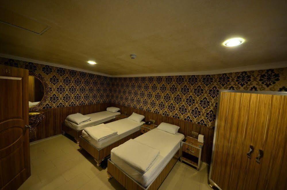 Istiklal Hotel Sanliurfa Bagian luar foto
